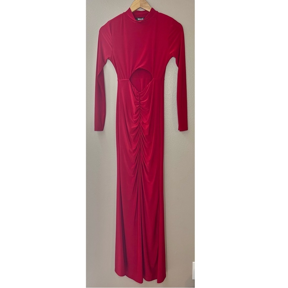 NWT Missguided High Neck Keyhole Front Long Sleeved Dress